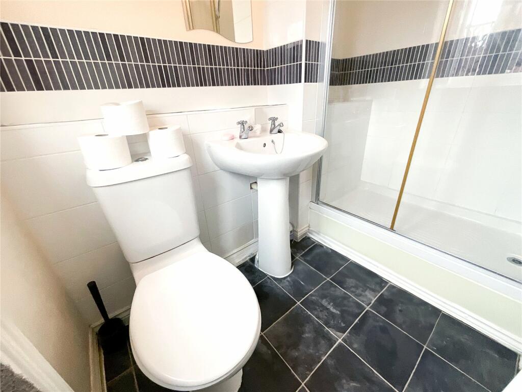 Additional property image - Valley Drive, Wilnecote, Tamworth, Staffordshire, B77