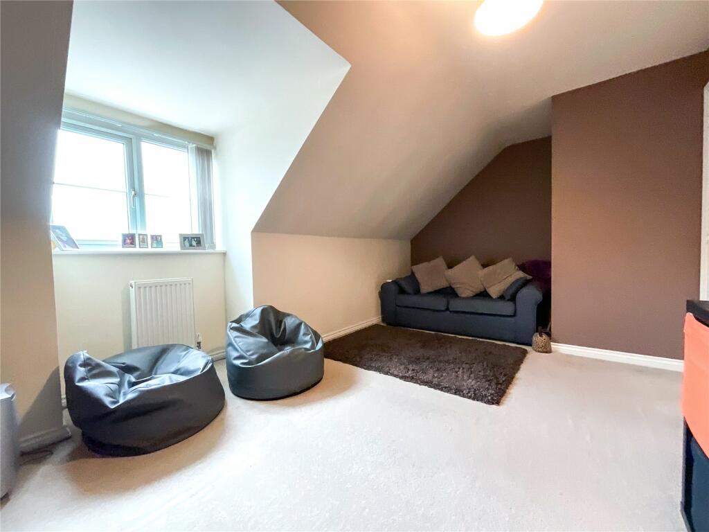 Additional property image - Valley Drive, Wilnecote, Tamworth, Staffordshire, B77
