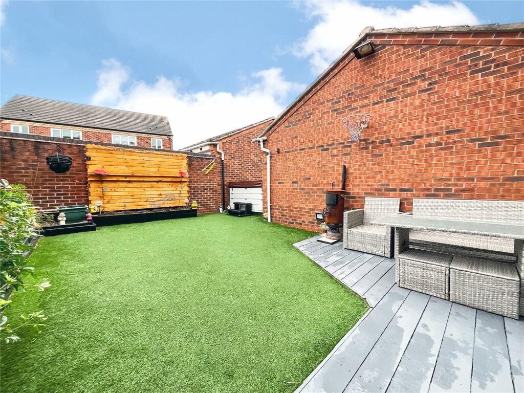 Additional property image - Valley Drive, Wilnecote, Tamworth, Staffordshire, B77