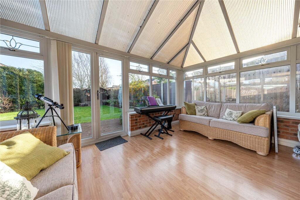 Additional property image - Falmouth Drive, Amington, Tamworth, Staffordshire, B77