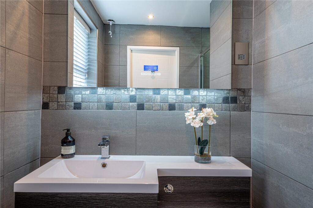 Additional property image - Falmouth Drive, Amington, Tamworth, Staffordshire, B77