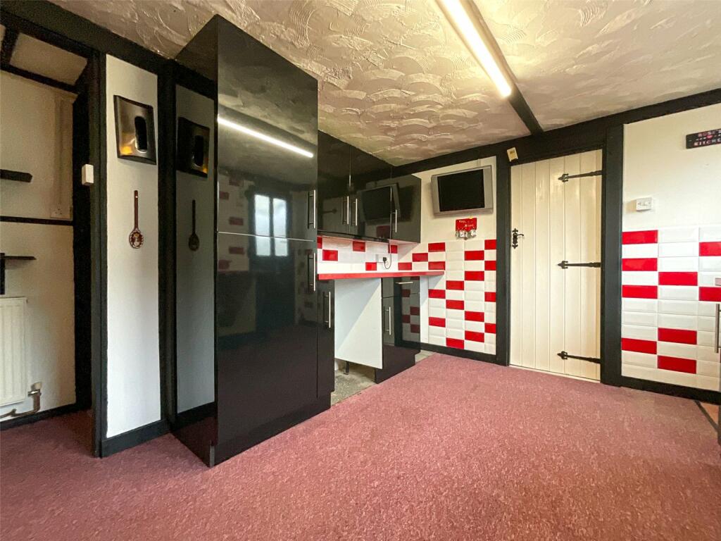 Additional property image - Amington Park, Amington, Tamworth, Staffordshire, B77
