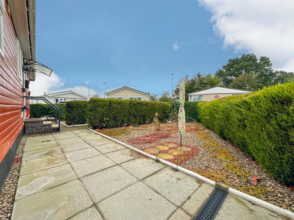 Additional property image - Amington Park, Amington, Tamworth, Staffordshire, B77