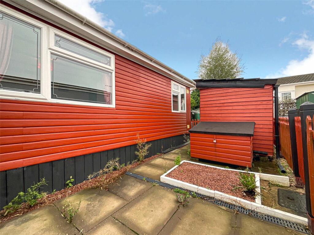 Additional property image - Amington Park, Amington, Tamworth, Staffordshire, B77
