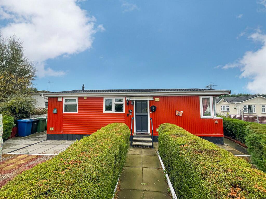 Additional property image - Amington Park, Amington, Tamworth, Staffordshire, B77