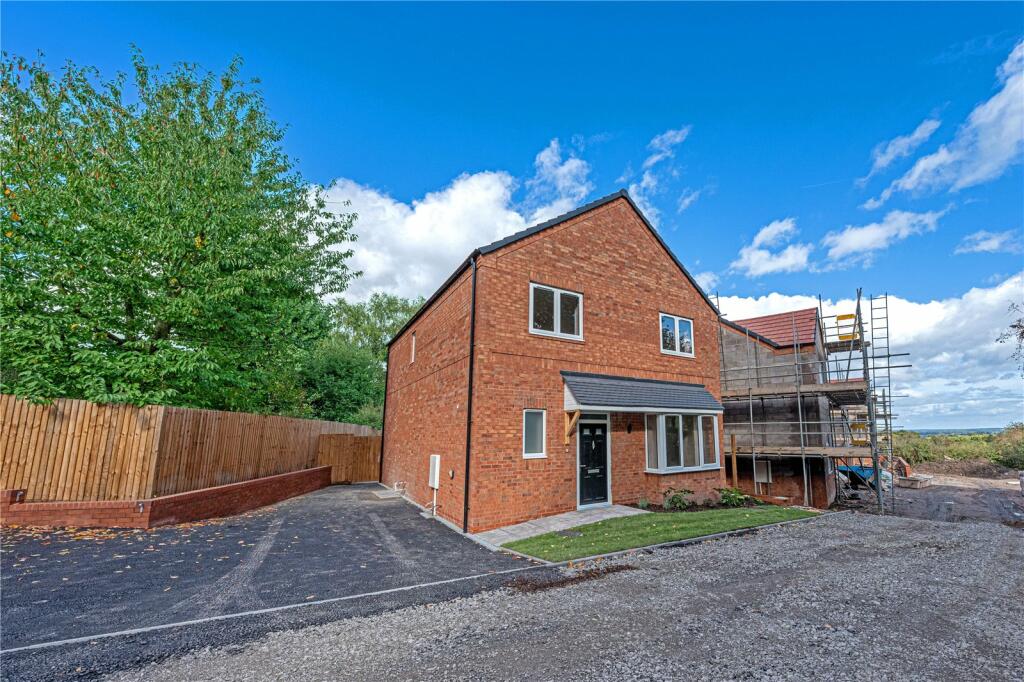 Additional property image - Egan Close, Dordon, Tamworth, B78