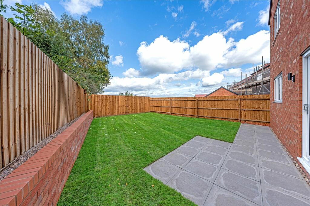 Additional property image - Egan Close, Dordon, Tamworth, B78