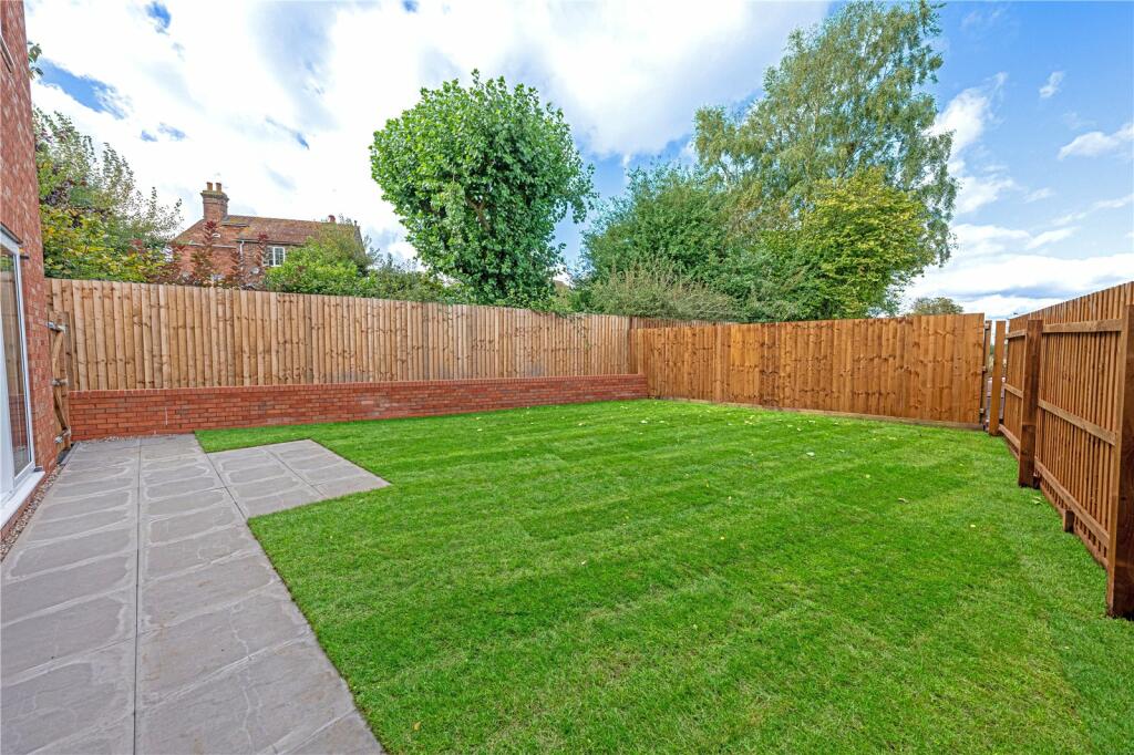Additional property image - Egan Close, Dordon, Tamworth, B78
