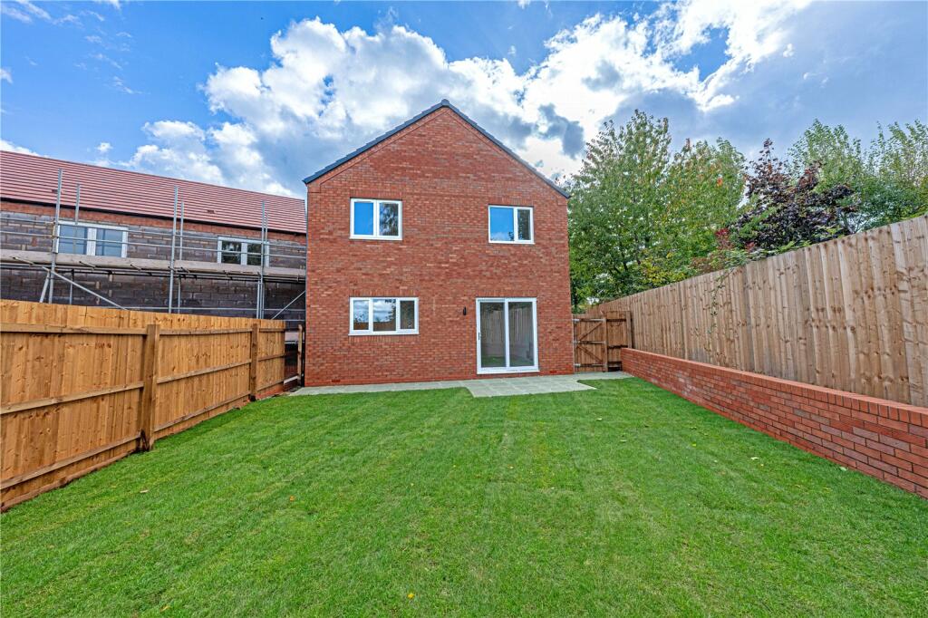 Additional property image - Egan Close, Dordon, Tamworth, B78