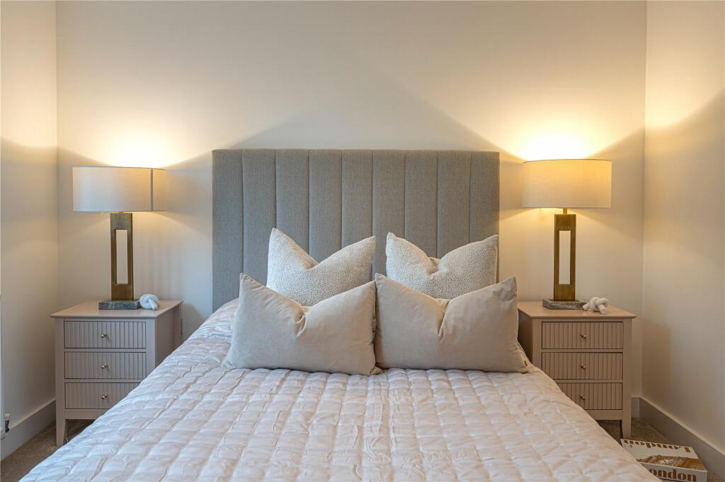 Additional property image - Egan Close, Dordon, Tamworth, B78