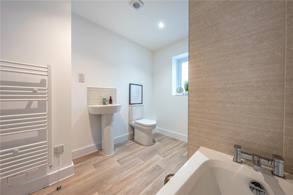 Additional property image - Egan Close, Dordon, Tamworth, B78