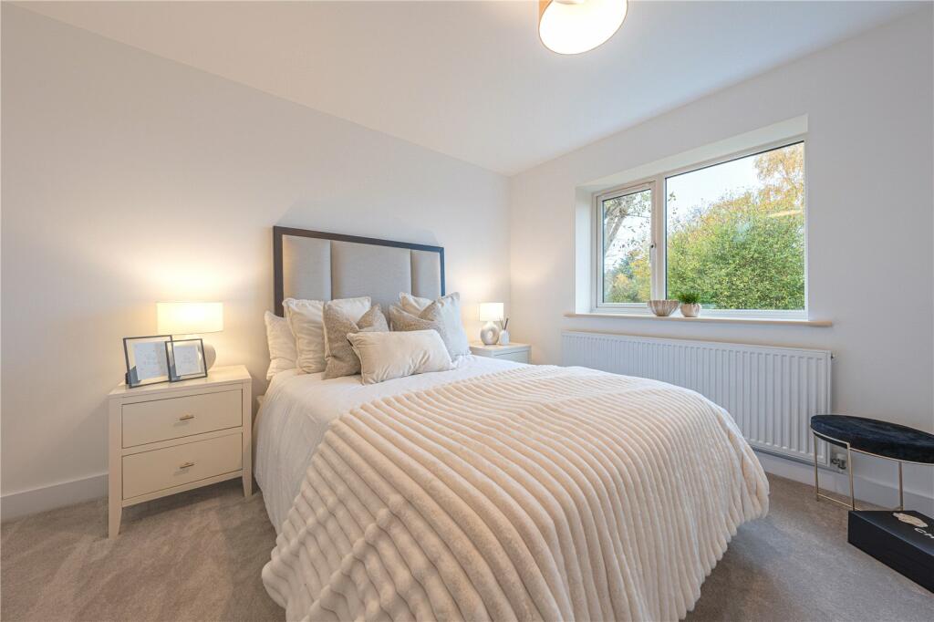 Additional property image - Egan Close, Dordon, Tamworth, B78