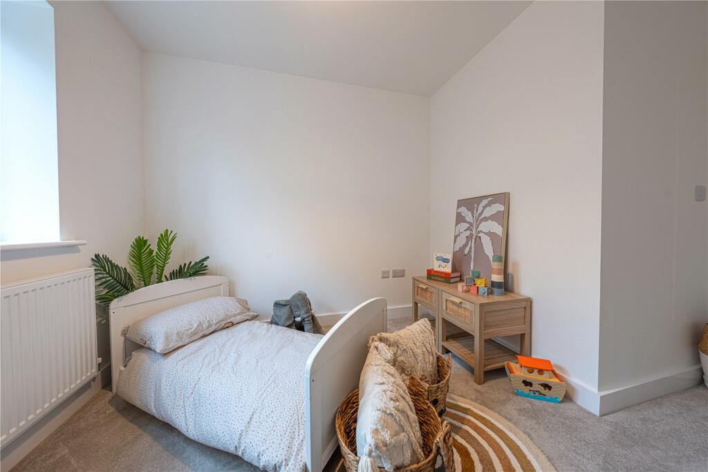 Additional property image - Egan Close, Dordon, Tamworth, B78