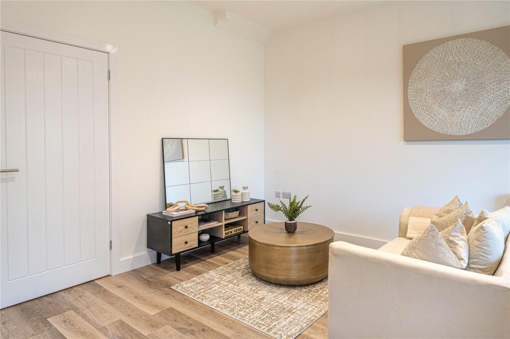Additional property image - Egan Close, Dordon, Tamworth, B78