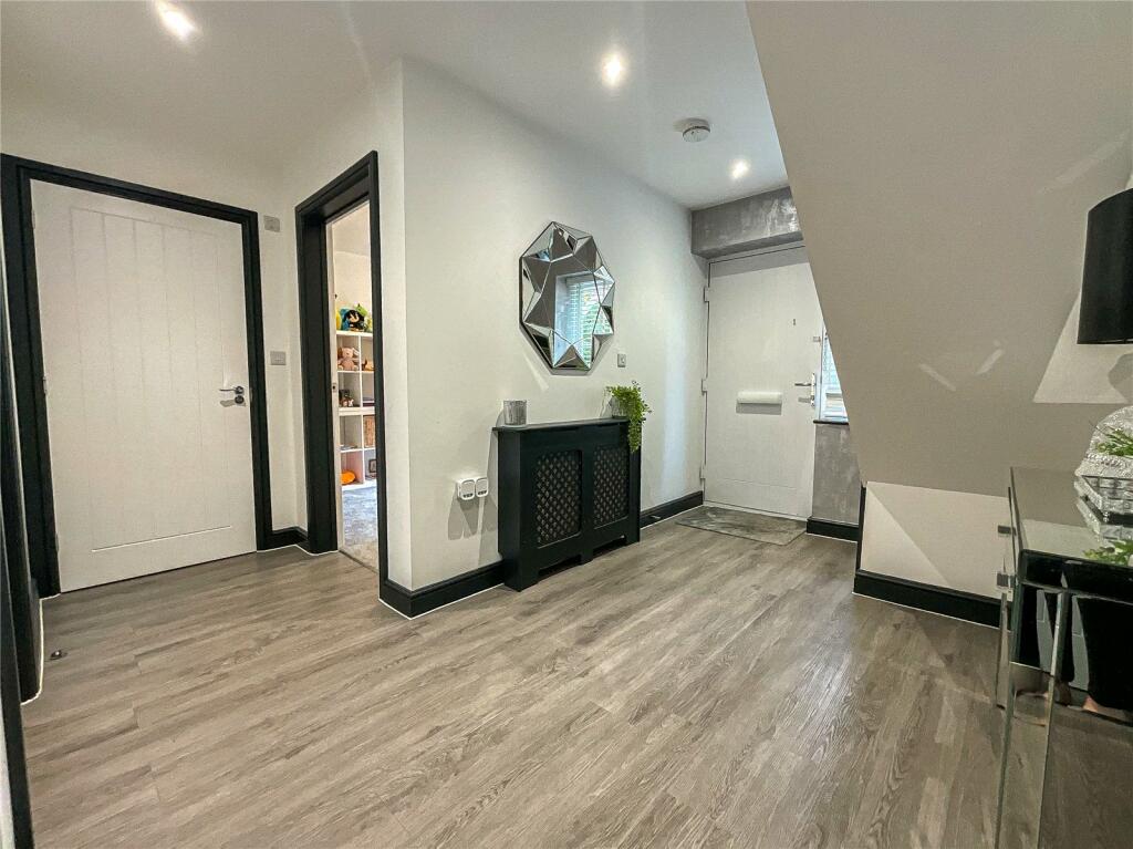 Additional property image - Comberford Road, Tamworth, Staffordshire, B79