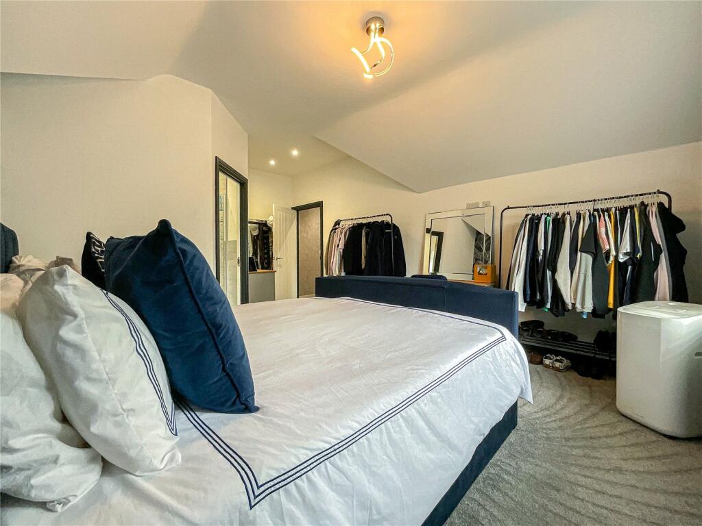 Additional property image - Comberford Road, Tamworth, Staffordshire, B79