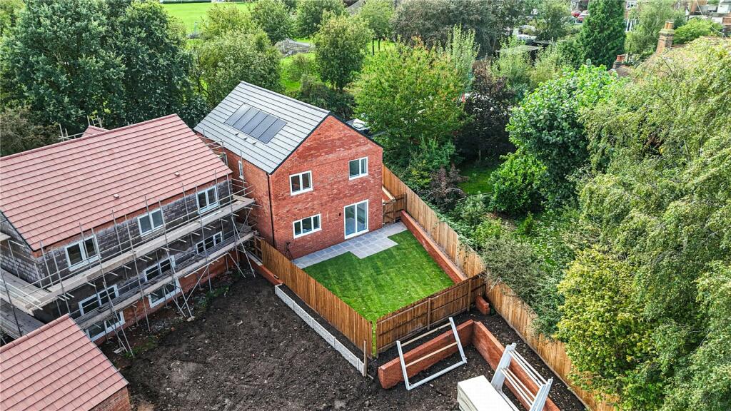 Additional property image - Egan Close, Dordon, Tamworth, B78