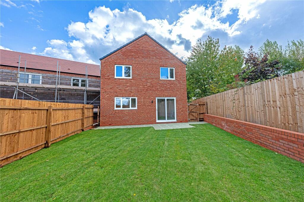 Additional property image - Egan Close, Dordon, Tamworth, B78