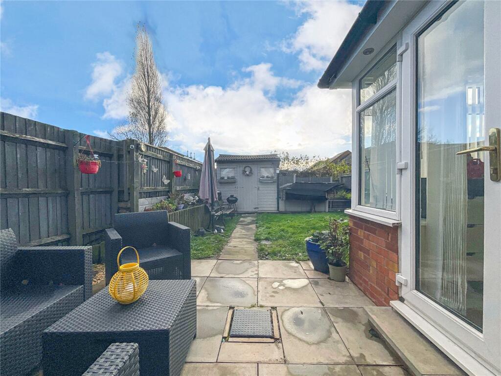 Additional property image - Lowes Drive, Tamworth, Staffordshire, B77