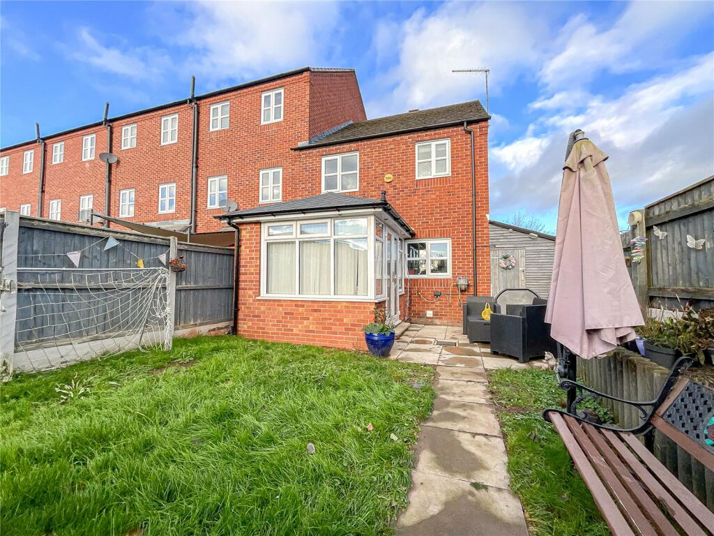 Additional property image - Lowes Drive, Tamworth, Staffordshire, B77