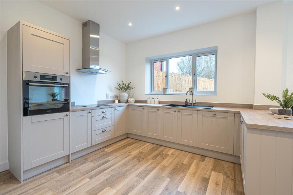 Additional property image - EGAN CLOSE, Dordon, Tamworth, Warwickshire, B78