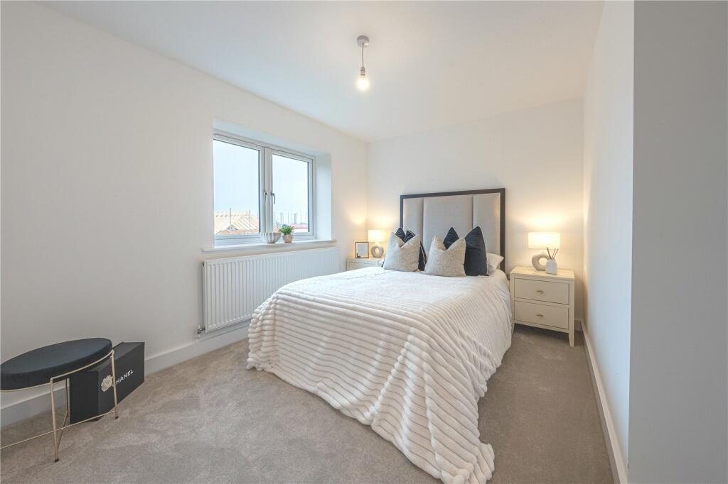 Additional property image - EGAN CLOSE, Dordon, Tamworth, Warwickshire, B78