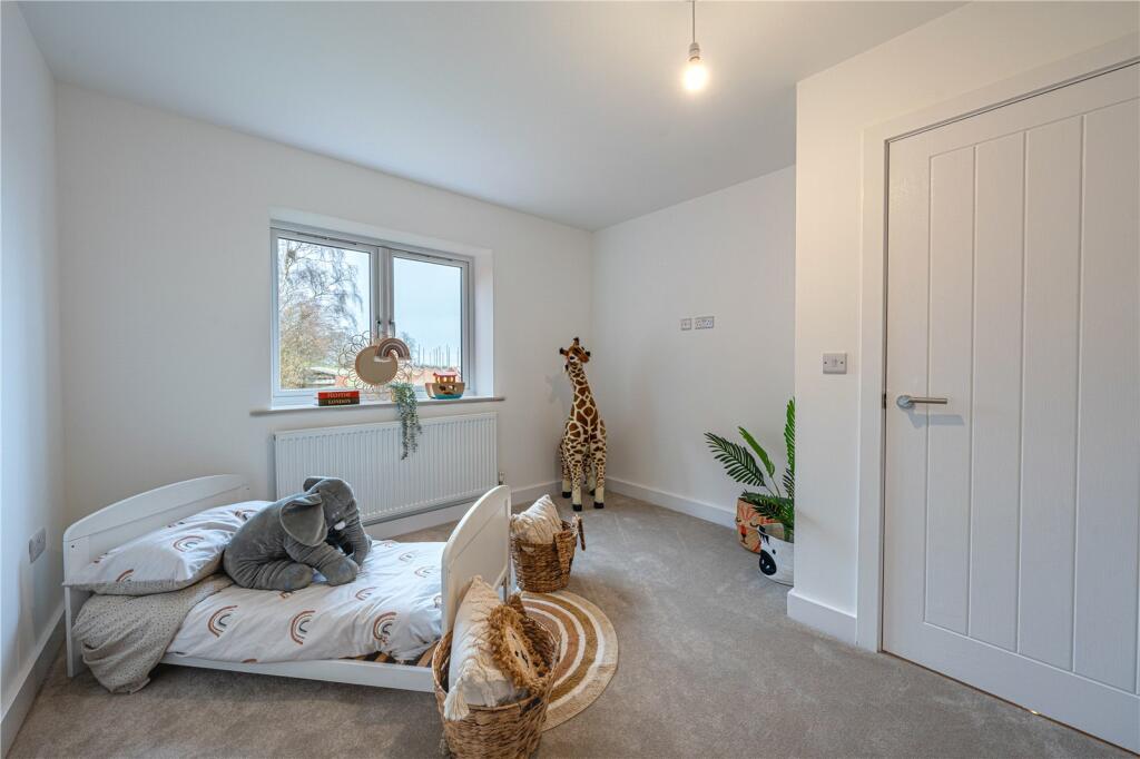 Additional property image - EGAN CLOSE, Dordon, Tamworth, Warwickshire, B78