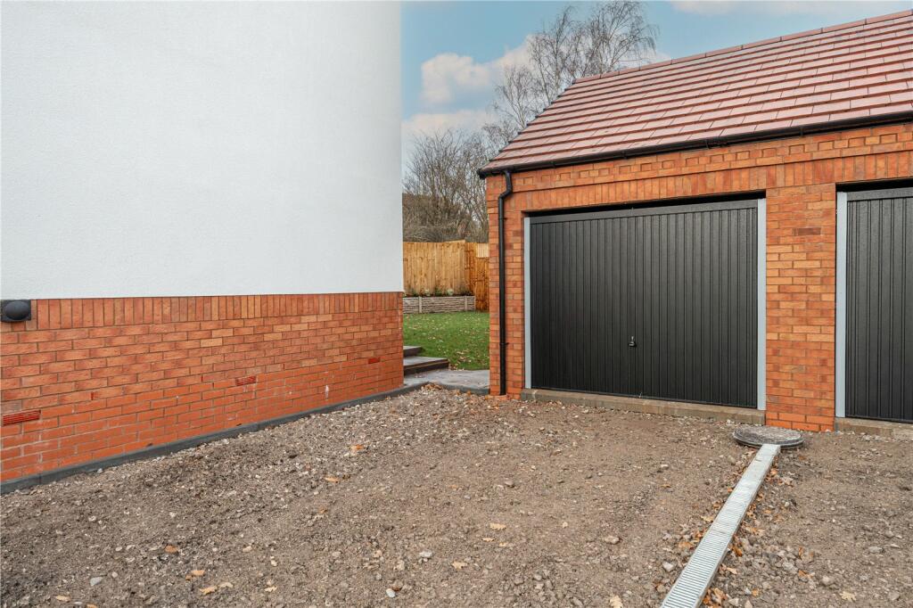 Additional property image - EGAN CLOSE, Dordon, Tamworth, Warwickshire, B78