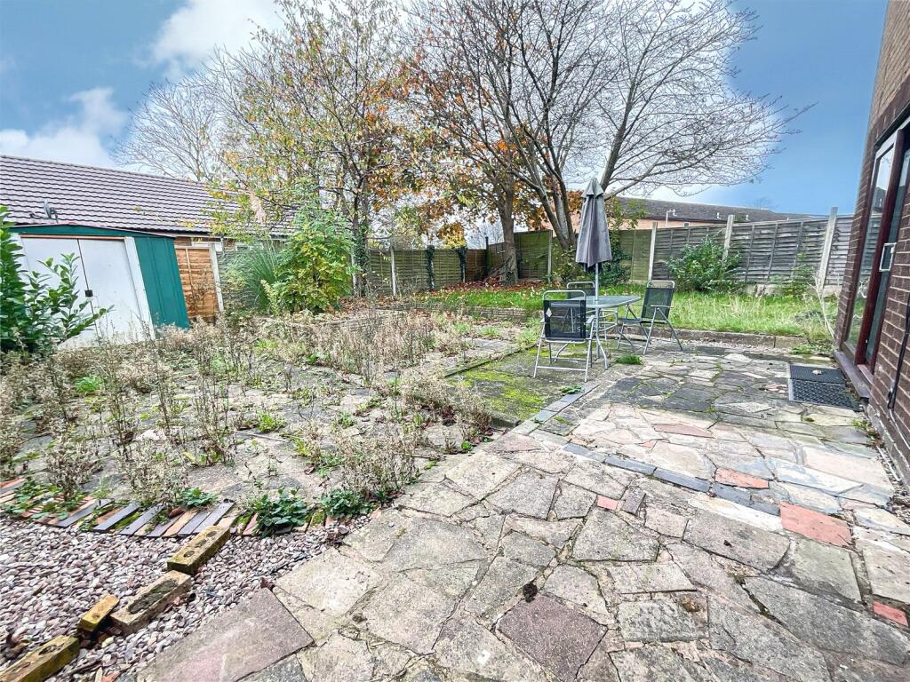Additional property image - Eringden, Wilnecote, Tamworth, Staffordshire, B77