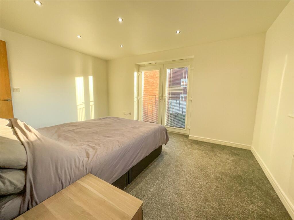 Additional property image - Bonehill Road, Tamworth, Staffordshire, B78