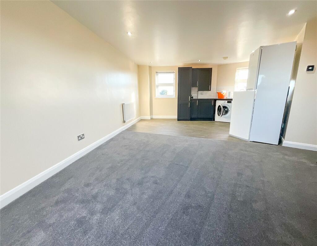 Additional property image - Albert Road, Tamworth, Staffordshire, B79
