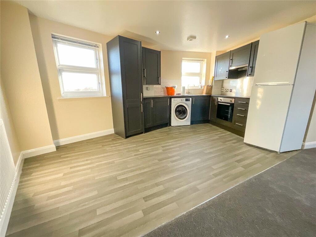 Additional property image - Albert Road, Tamworth, Staffordshire, B79
