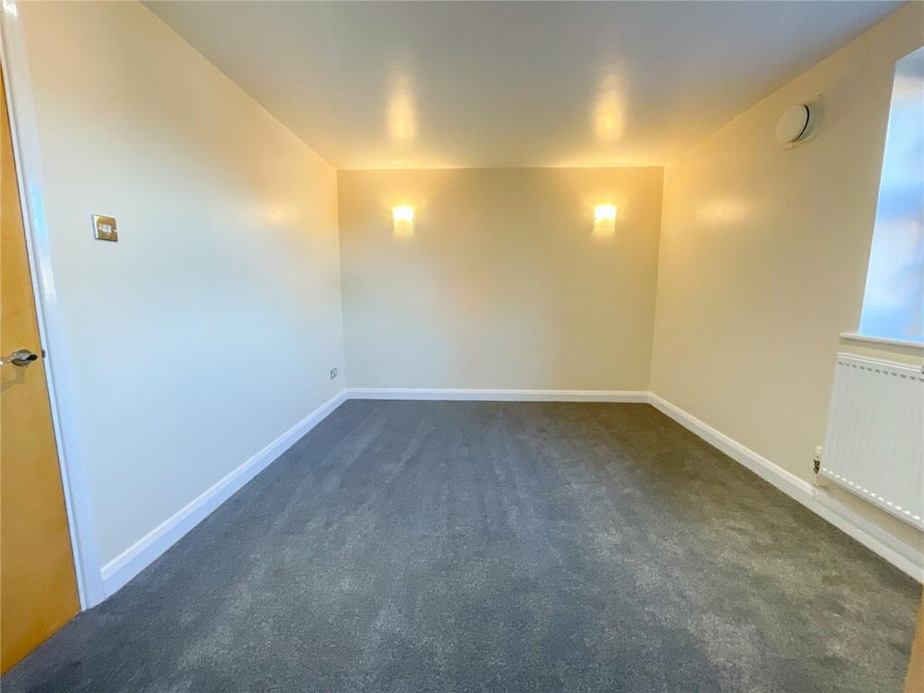 Additional property image - Albert Road, Tamworth, Staffordshire, B79