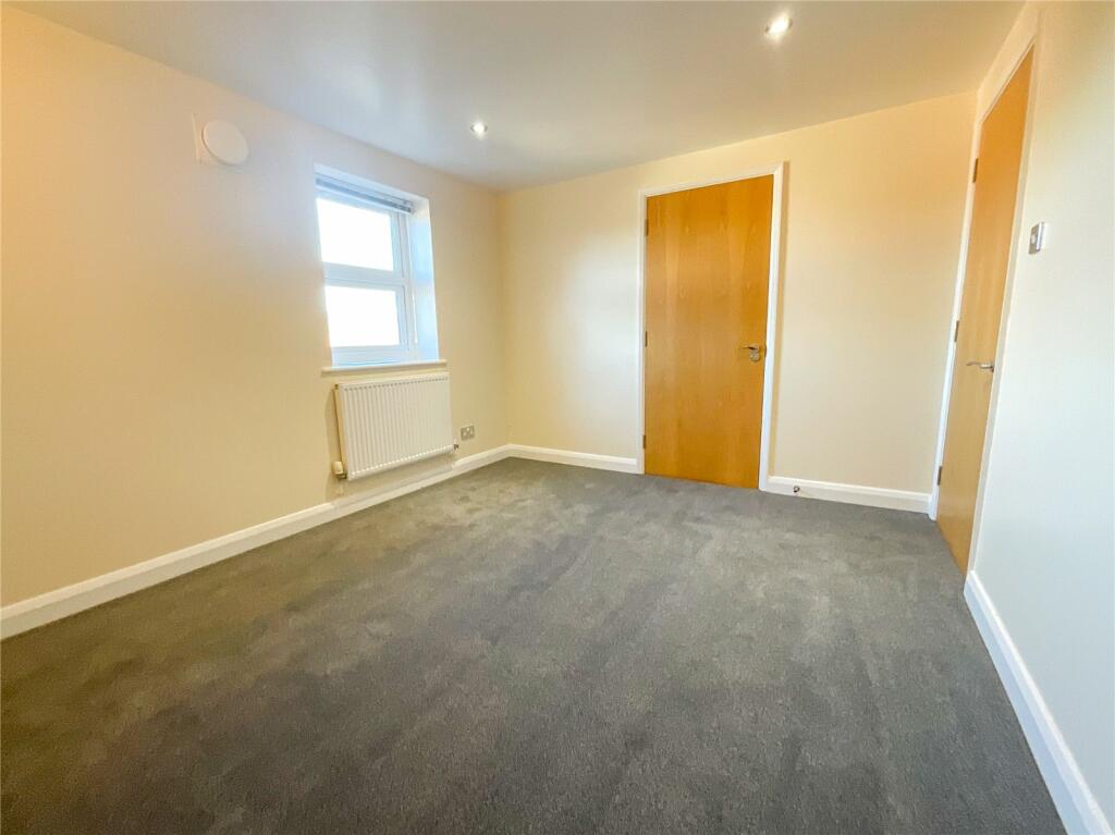 Additional property image - Albert Road, Tamworth, Staffordshire, B79