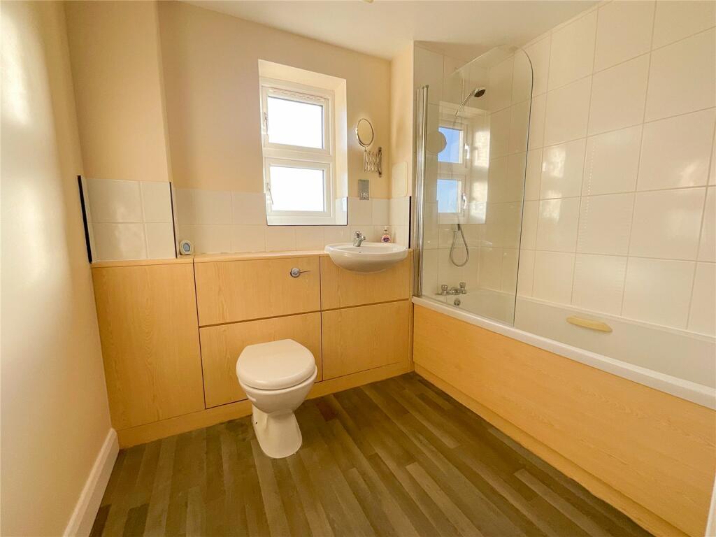Additional property image - Albert Road, Tamworth, Staffordshire, B79