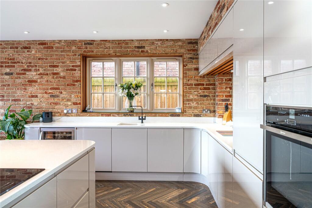 Additional property image - Orton Road, Warton, Tamworth, Warwickshire, B79