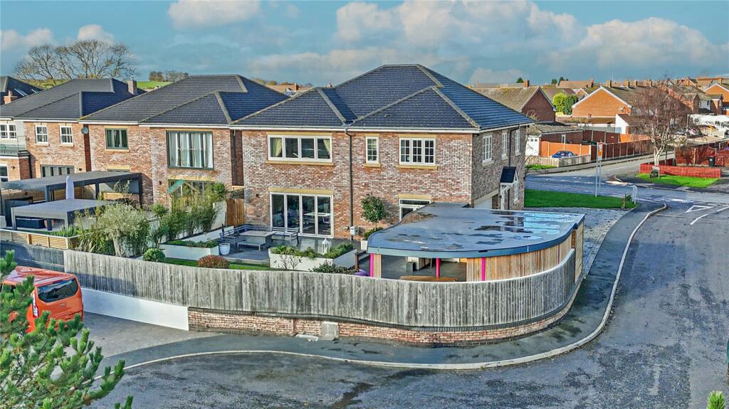 Additional property image - Orton Road, Warton, Tamworth, Warwickshire, B79