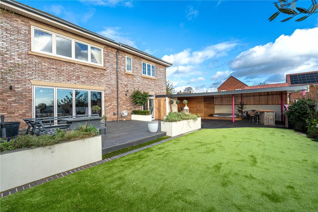 Additional property image - Orton Road, Warton, Tamworth, Warwickshire, B79