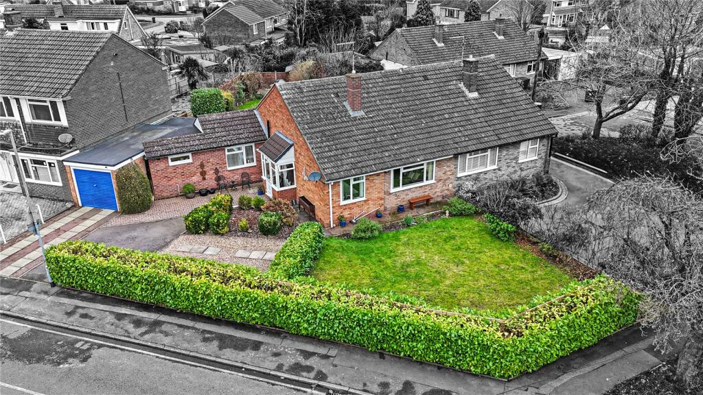 Additional property image - Mildenhall, Tamworth, Staffordshire, B79
