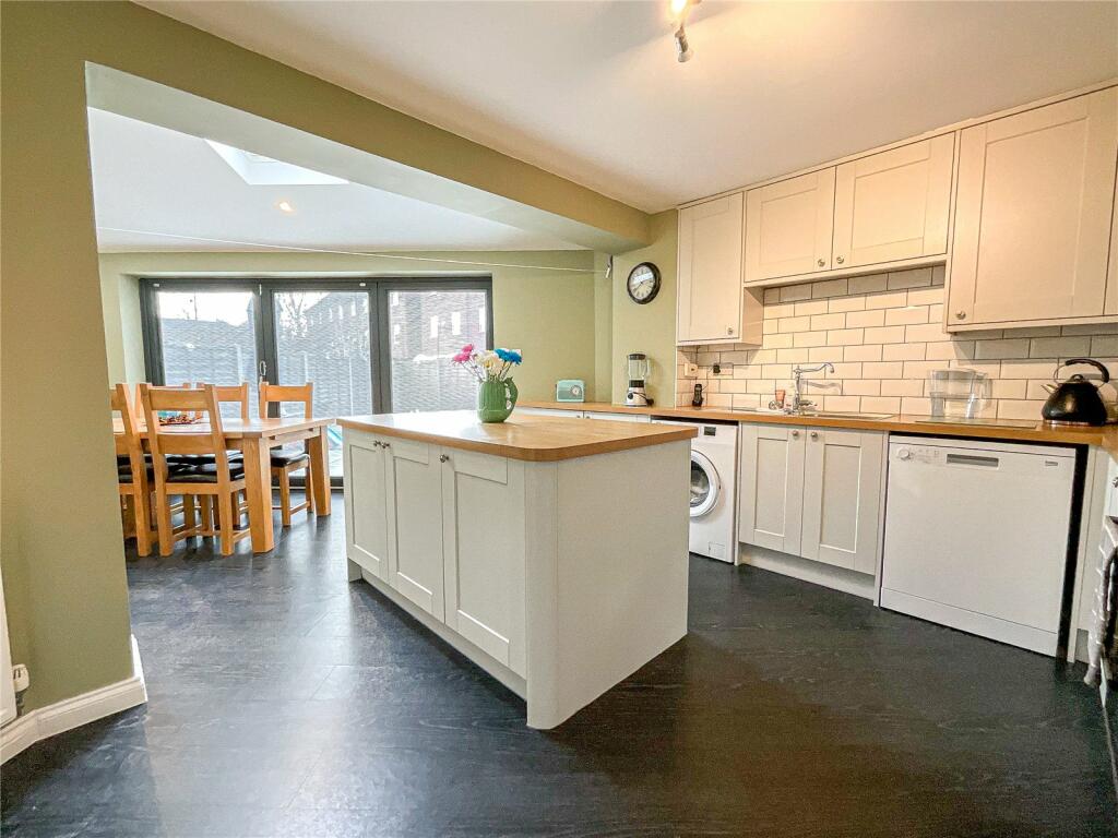 Additional property image - The Laurels, Fazeley, Tamworth, Staffordshire, B78
