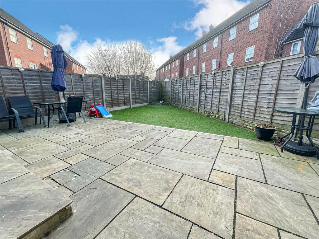 Additional property image - The Laurels, Fazeley, Tamworth, Staffordshire, B78