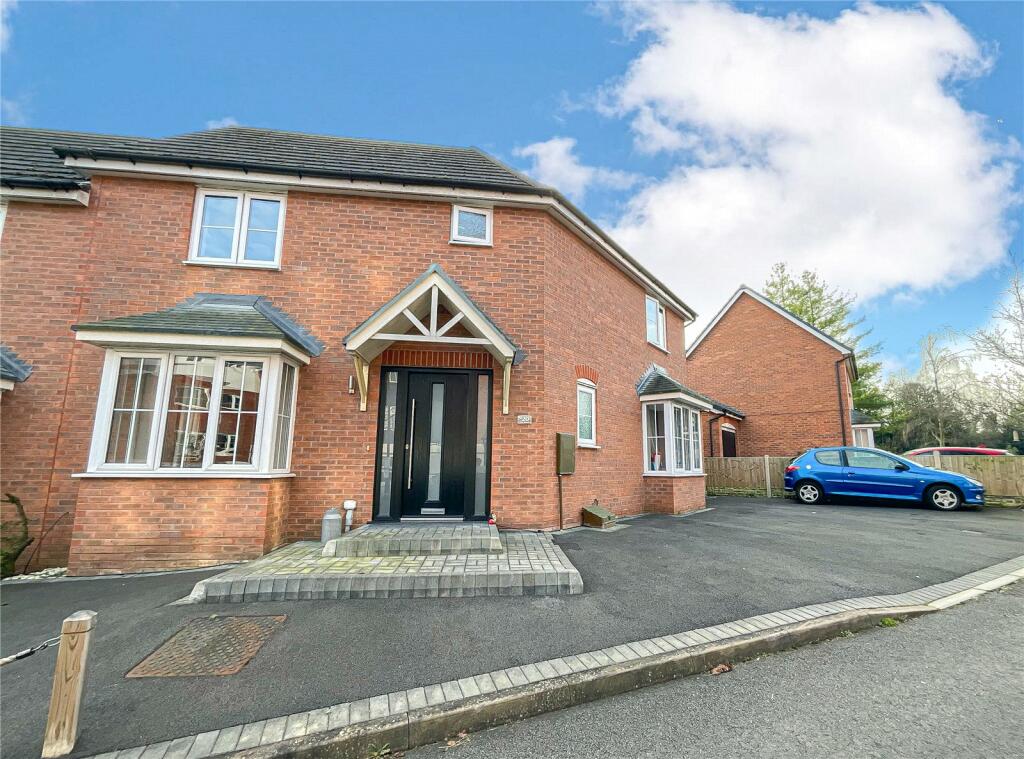 Additional property image - The Laurels, Fazeley, Tamworth, Staffordshire, B78