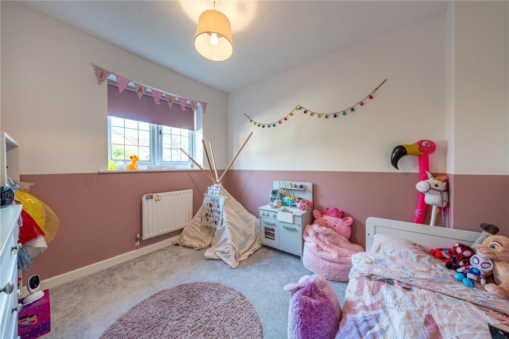 Additional property image - Huntingdon Close, Tamworth, Staffordshire, B78