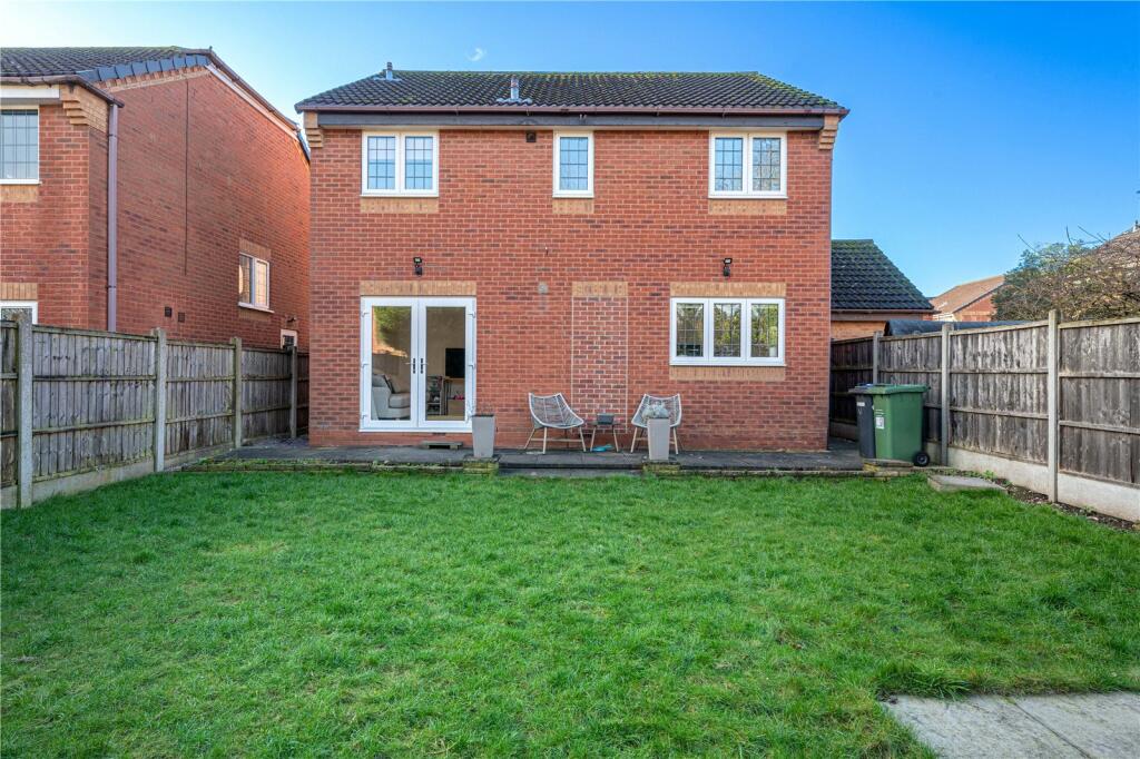 Additional property image - Huntingdon Close, Tamworth, Staffordshire, B78