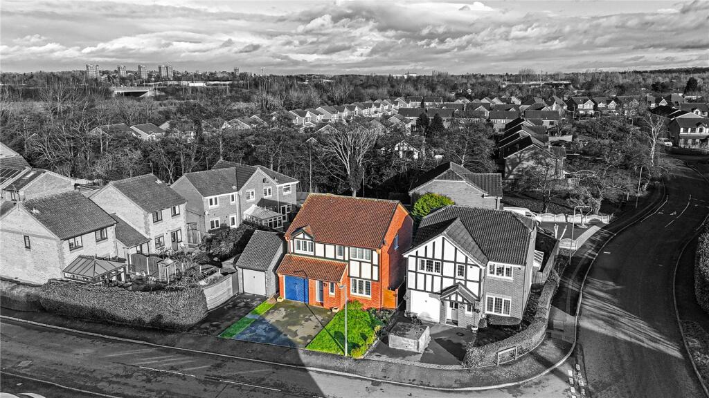 Additional property image - Huntingdon Close, Tamworth, Staffordshire, B78