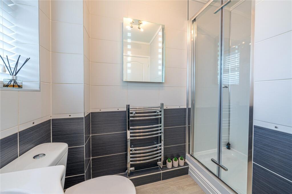 Additional property image - Fox Close, Tamworth, Staffordshire, B77
