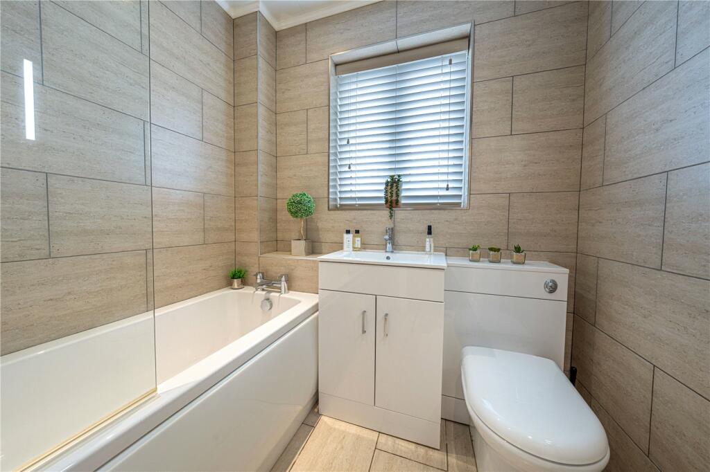 Additional property image - Fox Close, Tamworth, Staffordshire, B77