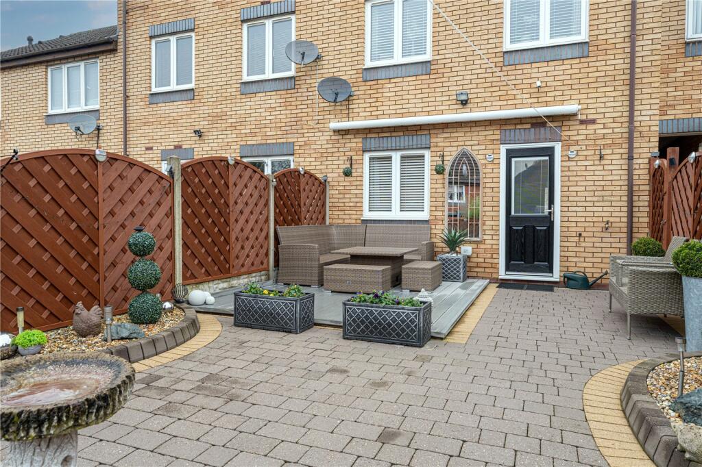Additional property image - Fox Close, Tamworth, Staffordshire, B77