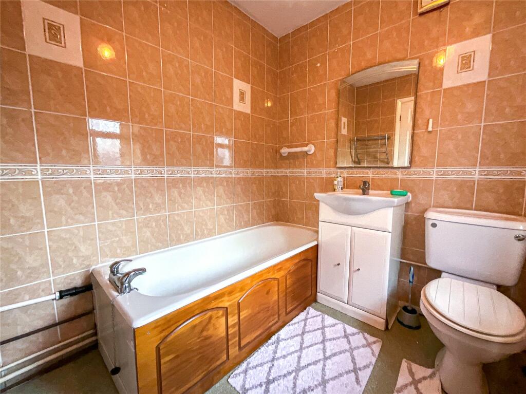 Additional property image - Park Street, Tamworth, Staffordshire, B79