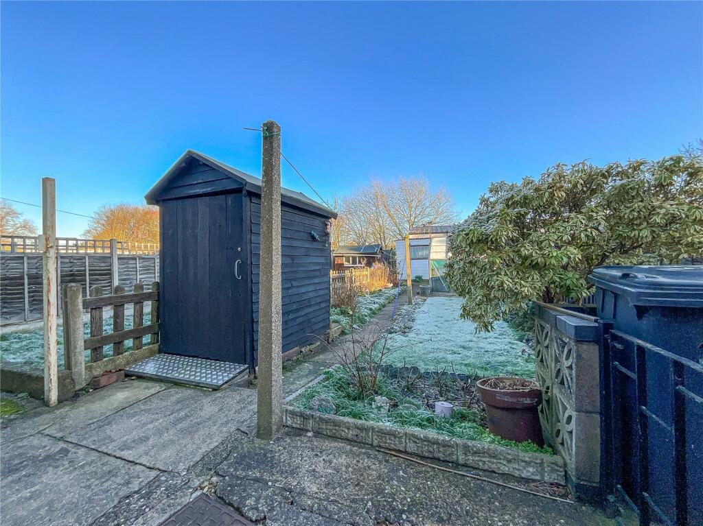 Additional property image - Park Street, Tamworth, Staffordshire, B79